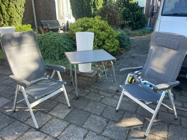 2 campingstoelen (Westfield) met tafel, Ophalen, Gebruikt, Campingstoel