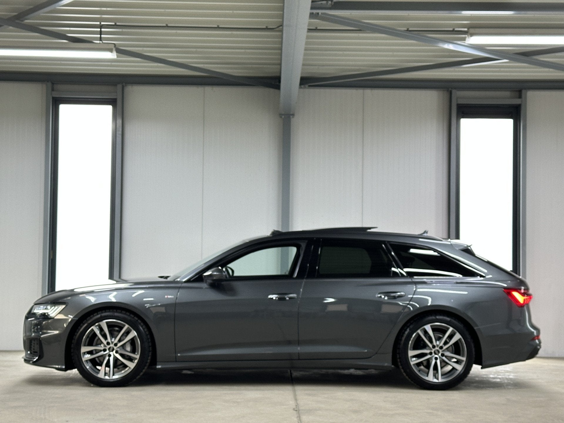Audi A6 Avant 40 TFSI S edition Competition | ACC | Pano |, Auto's, Audi, 12 maanden, Gebruikt, Leder en Stof, Origineel Nederlands