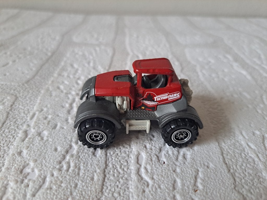 Matchbox MB49 Traktor Dirtstroyer Monster Truck 2018, Ophalen of Verzenden, Zo goed als nieuw, Tractor of Landbouw