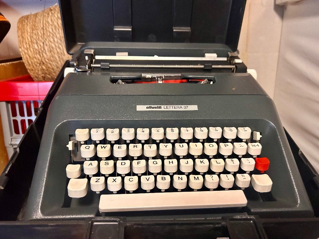 Ollivetti Lettera 37 typemachine, Diversen, Ophalen of Verzenden, Gebruikt