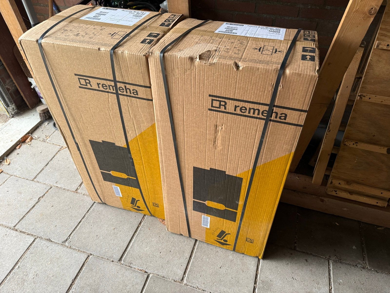 2 nieuwe Remeha CV-ketels Tzerra Ace-Matic en Avanta Ace, Doe-het-zelf en Verbouw, Verwarming en Radiatoren, Ophalen, 30 tot 80 cm