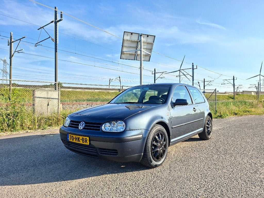 Volkswagen Golf 1.4 55KW 2001 Blauw Airco NIEUWE APK, Auto's, Voorwielaandrijving, 74 pk, Blauw, 49 €/maand