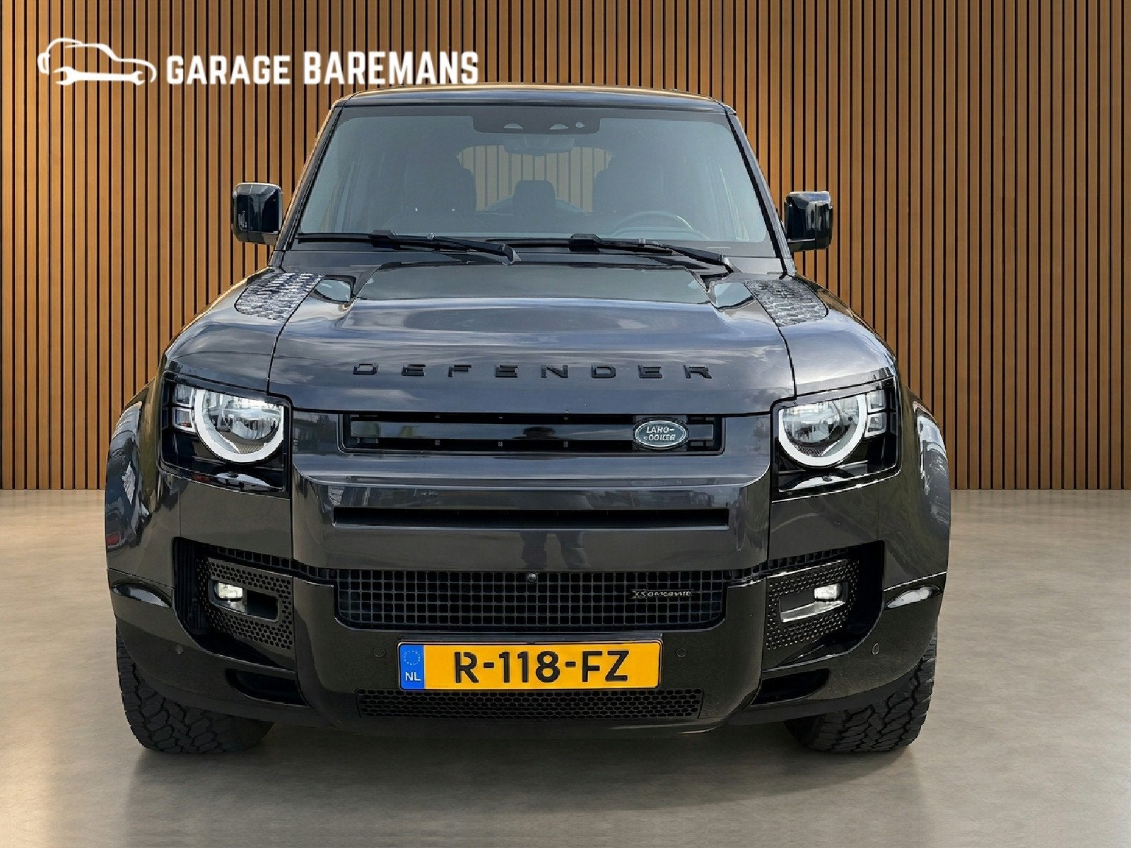 Land Rover Defender 110 2.0 P400e 110 X-Dynamic S LUCHTVERIN, Auto's, Automaat, 53 km, Gebruikt, 4 cilinders