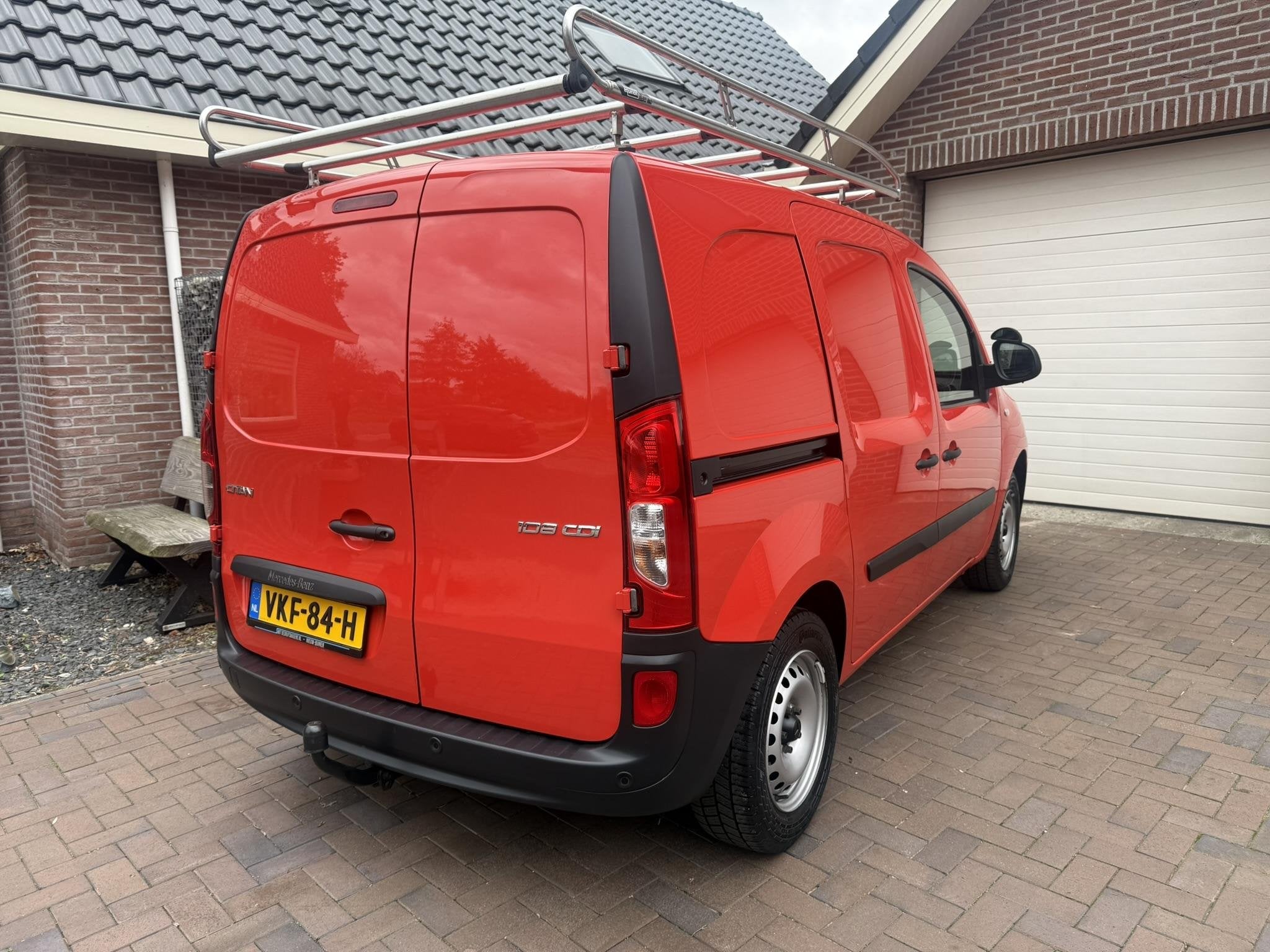Mercedes-Benz Citan 108 CDI Sortimo inrichting airco trekhaa, Voorwielaandrijving, Dealer onderhouden, Stof, Gebruikt