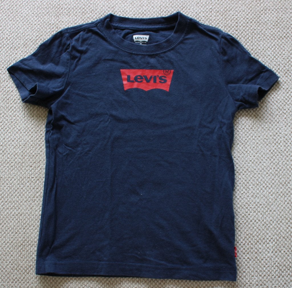 T-shirt van Levi's 104, Gebruikt, Ophalen of Verzenden, Shirt of Longsleeve, Levi's