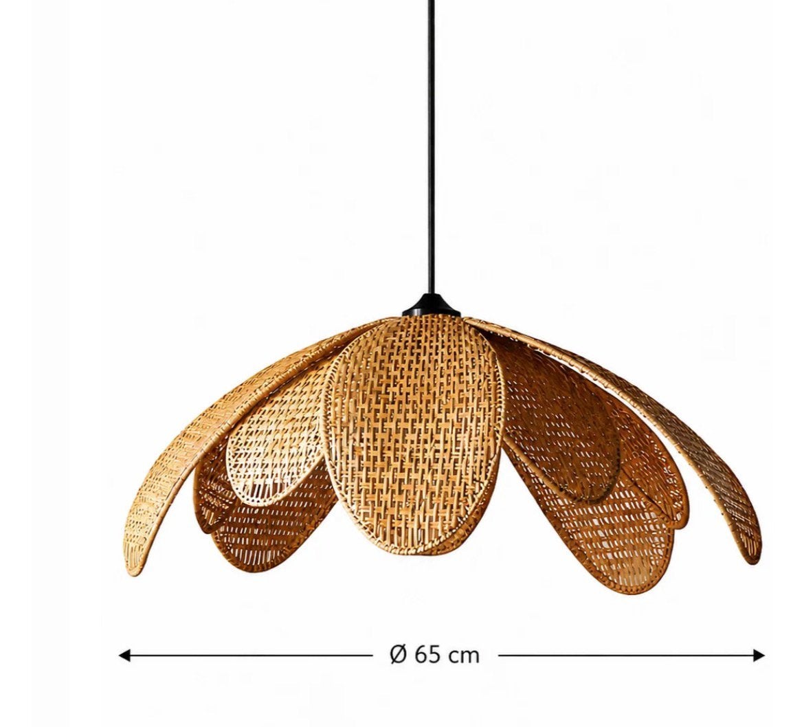 Rotan hanglamp Flower 65 cm, Ophalen of Verzenden, Zo goed als nieuw