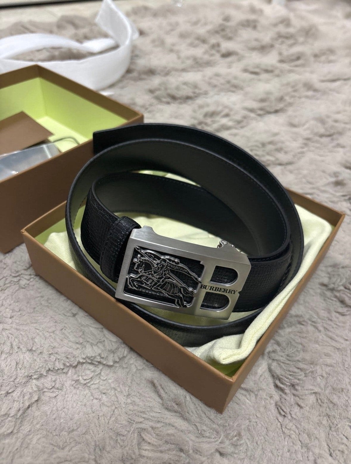 Burberry Riem Zwart met Zilveren Gesp - Nieuw, Ophalen of Verzenden, Nieuw, Zwart, Heupriem