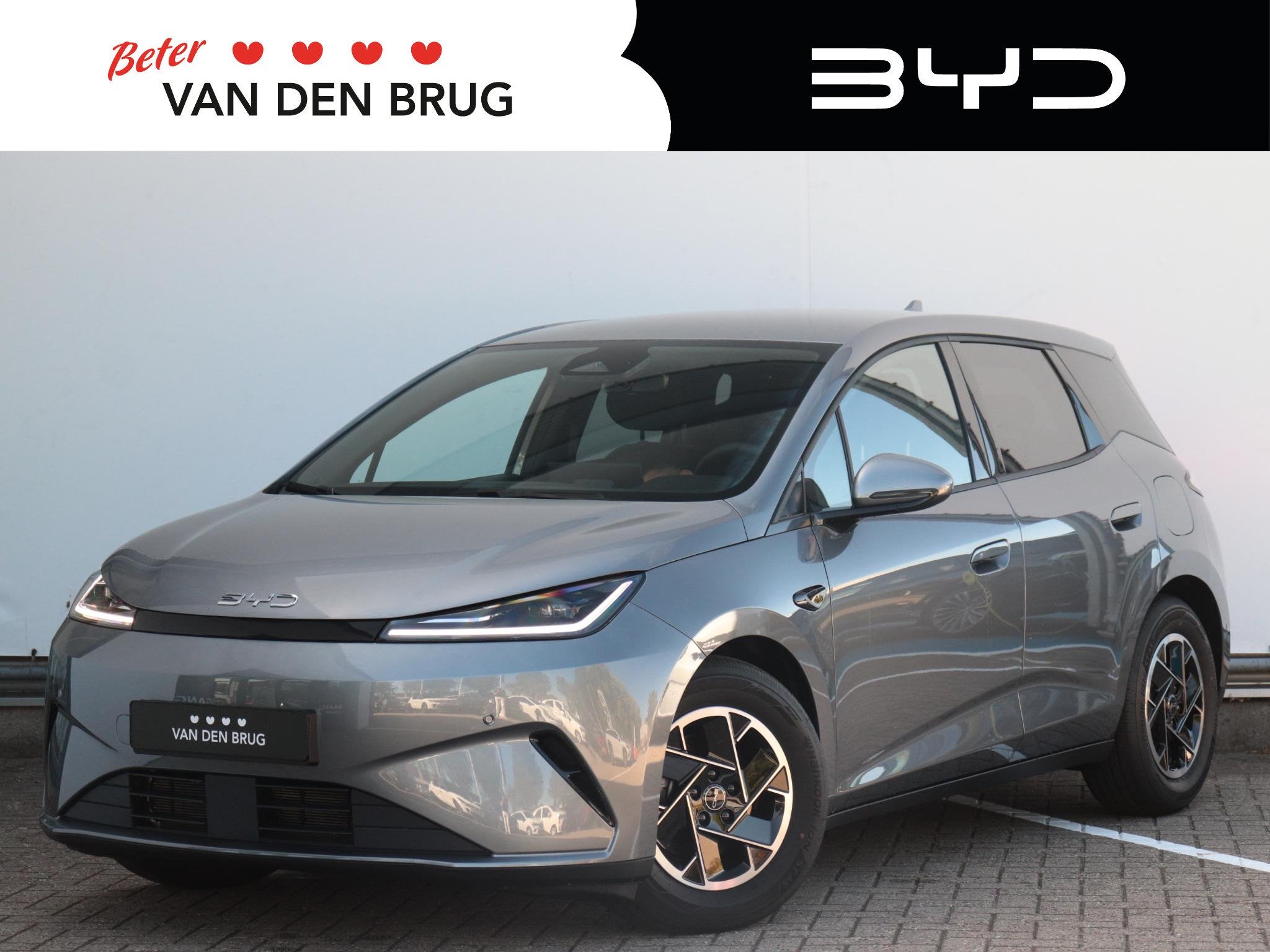 BYD DOLPHIN G 1.5L DM-i Boost | 105km Elektrisch actieradius, Auto's, BYD, Dolphin, Stof, 4 cilinders, Plug-in hybride