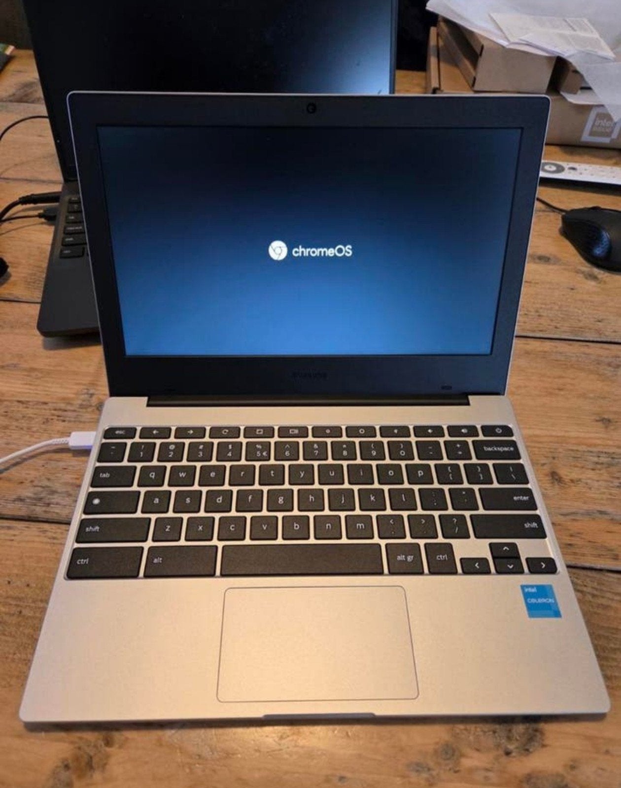 Samsung Galaxy Chromebook Go XE310XDA-KA2NL - Nieuw, Computers en Software, Chromebooks, 4 GB of minder, Nieuw, Ophalen of Verzenden