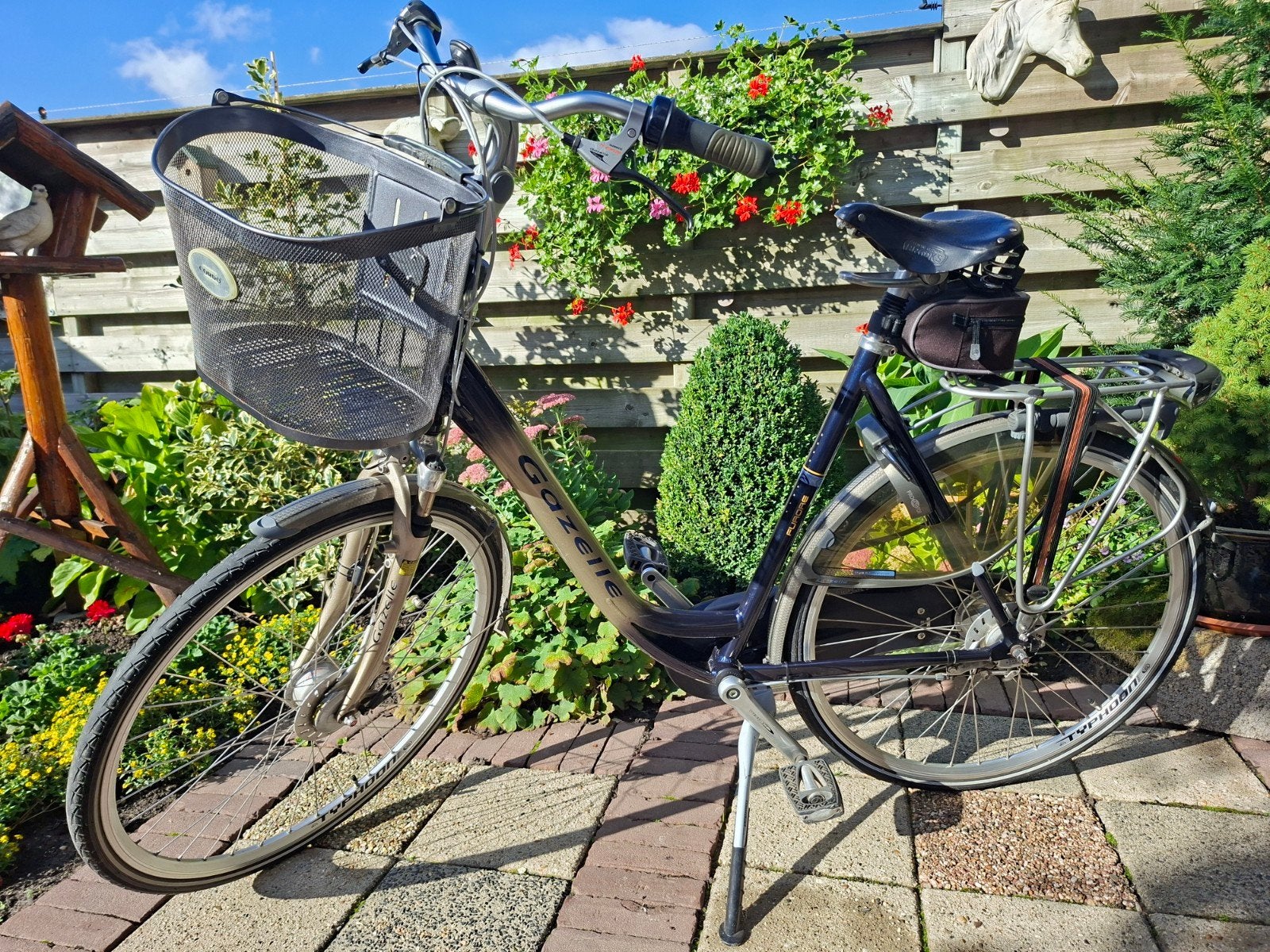 Dames Gazelle Furore , Kleur blauw . Framehoogte 55cm ., Fietsen en Brommers, Ophalen, 53 tot 56 cm, Versnellingen, Zo goed als nieuw