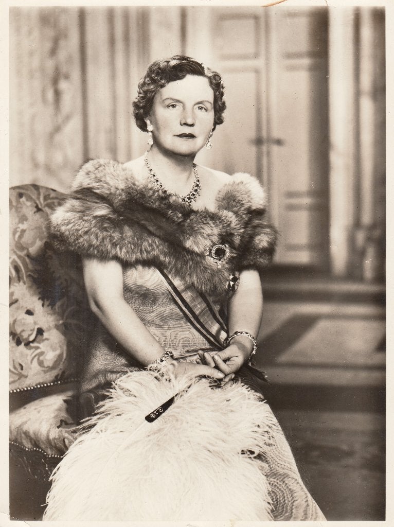 Officiële Foto- 1937 - RVD- Koningin Juliana - Groot Formaat, Foto, Ophalen of Verzenden, Zo goed als nieuw, Voor 1940