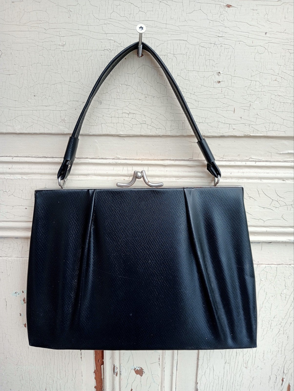 Vintage leren zwarte damestas met knip sluiting gebruikte st, Ophalen of Verzenden, Gebruikt, Zwart, Handtas