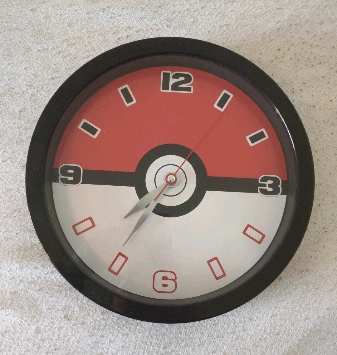 pokemon klok, Wandklok, Analoog, Werkt op batterijen, Ophalen of Verzenden