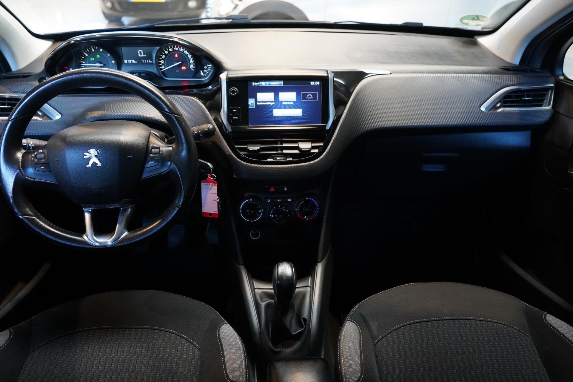 Peugeot 208 1.2 PureTech Blue Lease Premium | AIRCO | CRUISE, Voorwielaandrijving, Stof, Gebruikt, 1199 cc