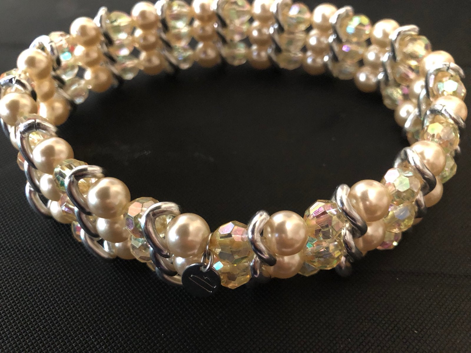 Zeer mooie choker halsband met kunstparels kralen, Ophalen of Verzenden, Zo goed als nieuw, Overige materialen