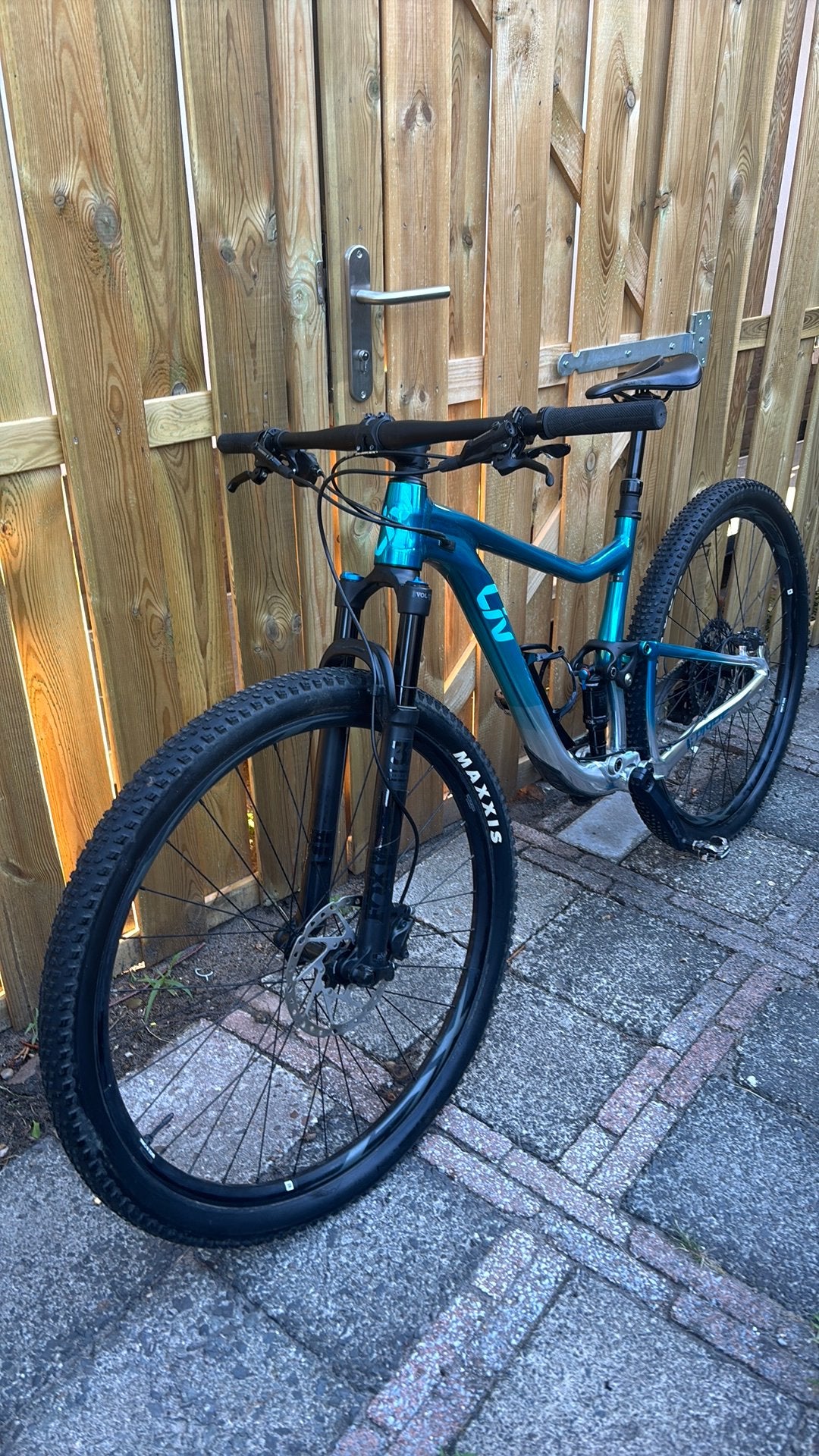 Liv Pique Advanced 29 full-suspension mountainbike in maat M, Fietsen en Brommers, Fietsen | Mountainbikes en ATB, Fully, 49 tot 53 cm