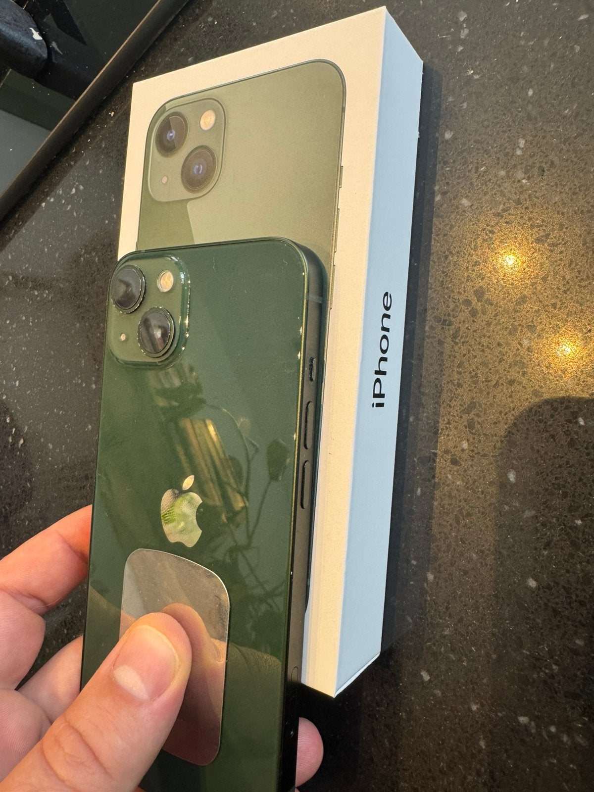 Apple iPhone 13 256GB, IPhone 13, Zo goed als nieuw, Groen, Ophalen
