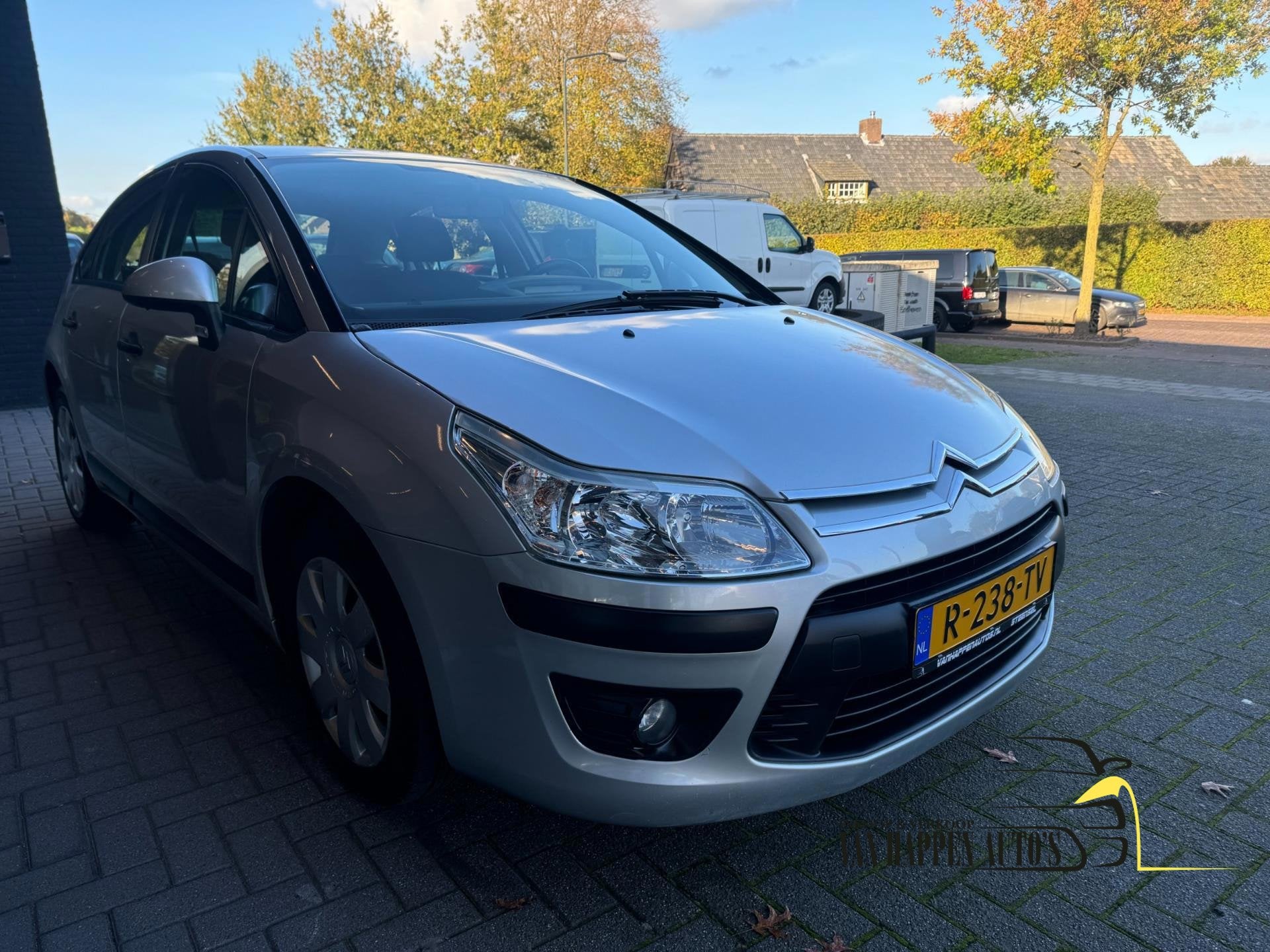 Citroen C4 Citroen C4 1.4 16V Prestige AIRCO, Voorwielaandrijving, 4 cilinders, Handgeschakeld, Emergency brake assist