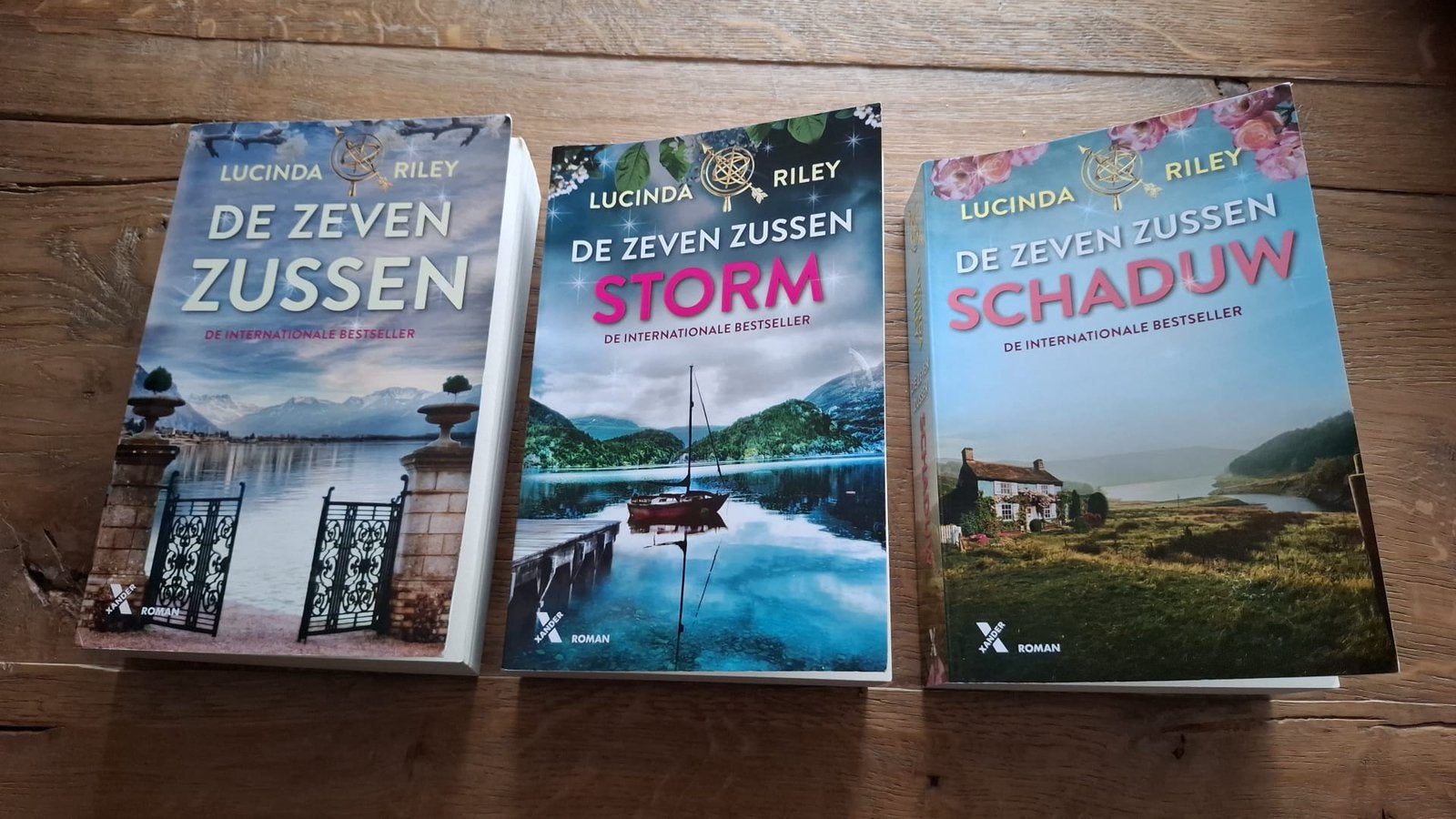 3 delen serie De zeven zussen, Boeken, Ophalen, Zo goed als nieuw