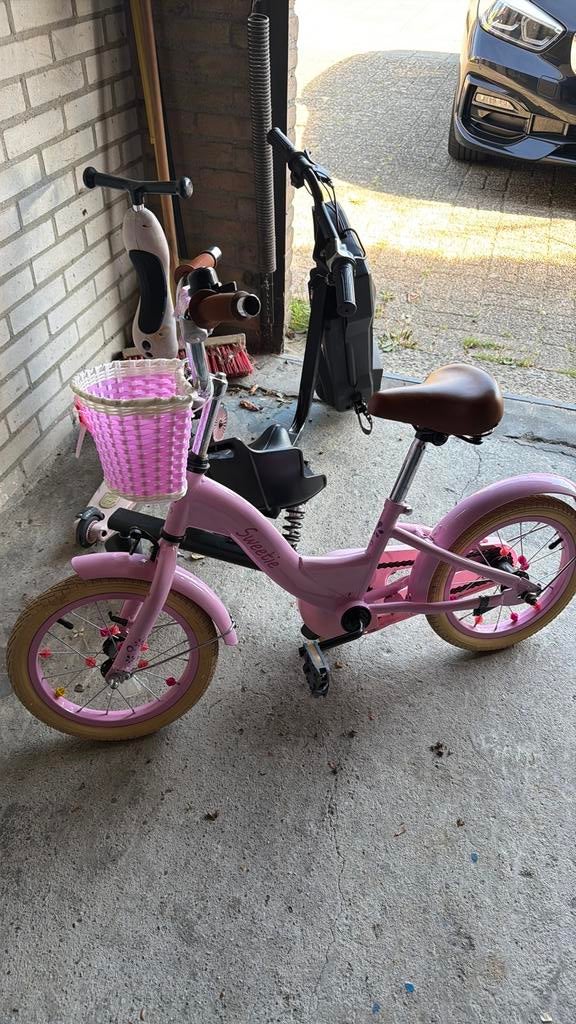 Roze kinderfiets, Ophalen of Verzenden, Zo goed als nieuw