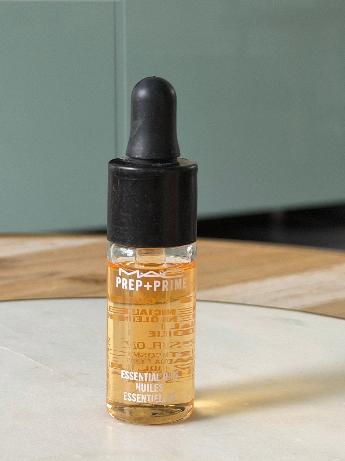 MAC Prep + Prime Essential Oils - 14ml, Ophalen of Verzenden, Zo goed als nieuw, Gehele gezicht, Verzorging