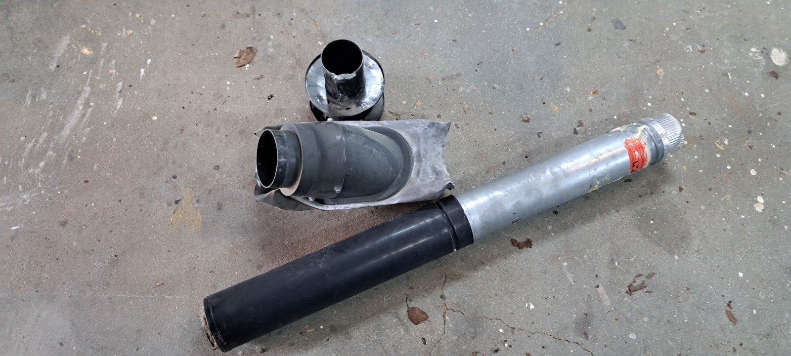 Ventilatiepijp met loden dakdoorvoer, Ophalen, Gebruikt, Ventilator