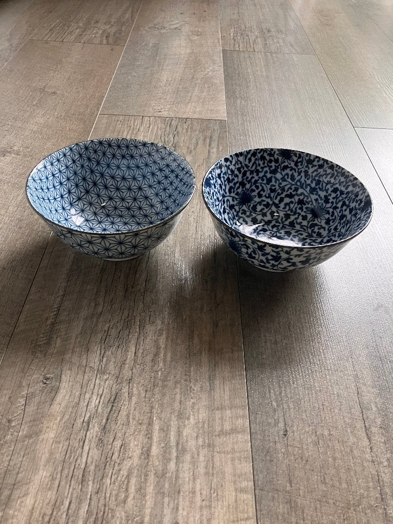 2 Japanse kommen (14,5 x 14,5 x 6,5 cm), Huis en Inrichting, Keuken | Servies, Ophalen of Verzenden, Zo goed als nieuw, Kom(men)