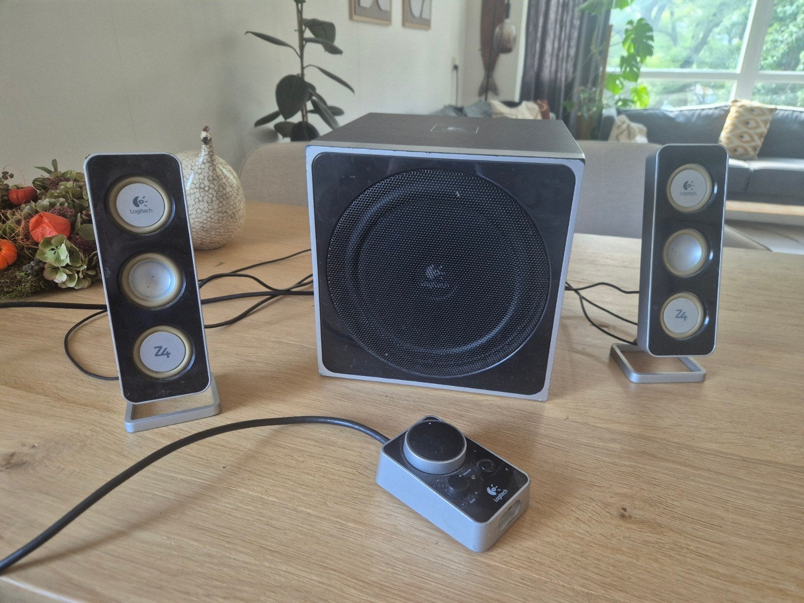 Logitech Z4 2.1 Speakerset met subwoofer, Gebruikt, Afstandsbediening, Logitech, Speakerset