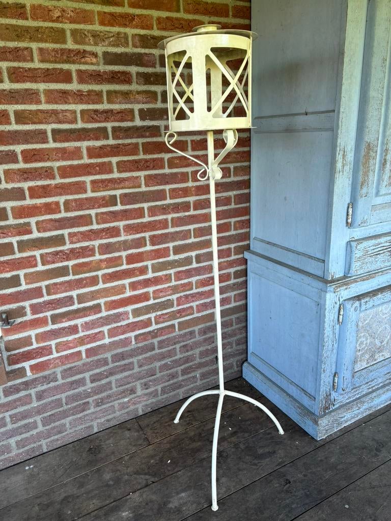 Smeedijzeren vloerkandelaars, Ophalen, Zo goed als nieuw, Overige materialen, Minder dan 25 cm