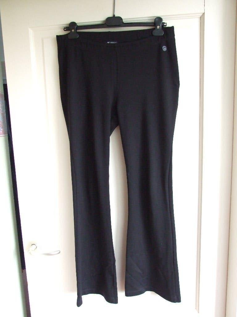 Didi zwart stretch comfybroek met flairpijpen 40, Maat 38/40 (M), Zwart, Didi, Ophalen of Verzenden