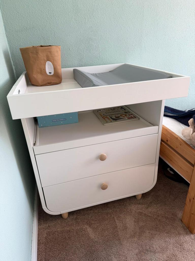 Commode, Kinderen en Baby's, Kinderkamer | Commodes en Kasten, 105 cm of meer, Ophalen of Verzenden, Zo goed als nieuw, 75 tot 100 cm