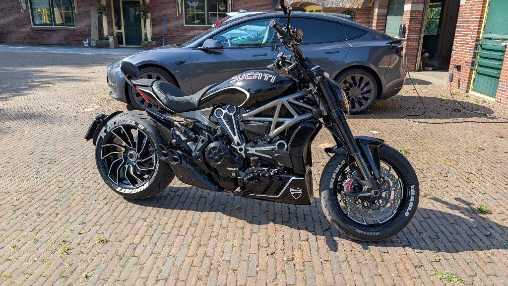 Ducati xDiavel S 2017 uniek custom uitgevoerd in top staat, 2 cilinders, Motorrijbewijs A, Gebruikt, Particulier