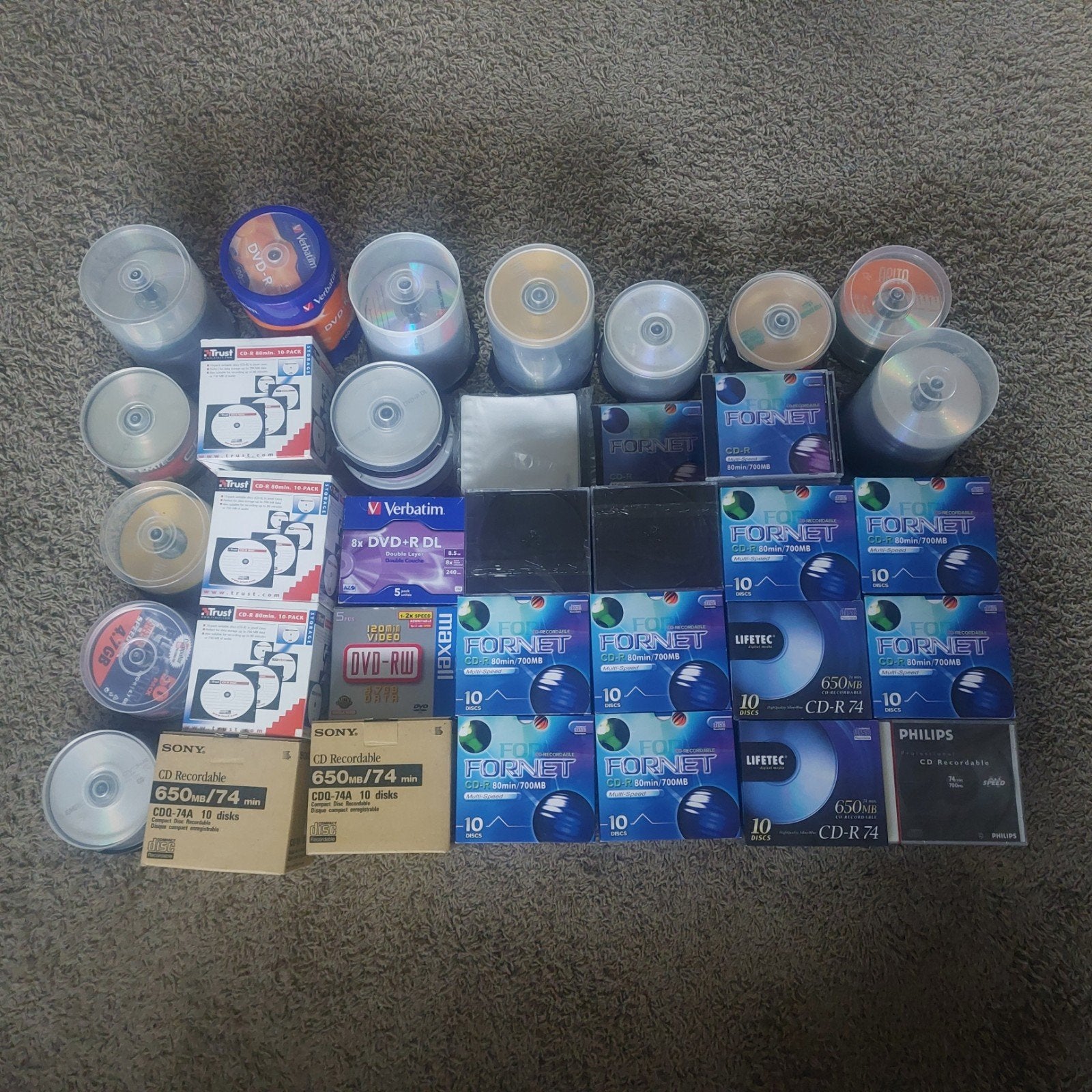 Lot met Cd's en Dvd's(recordables en Rewritables), Cd's en Dvd's, Alle leeftijden, Ophalen