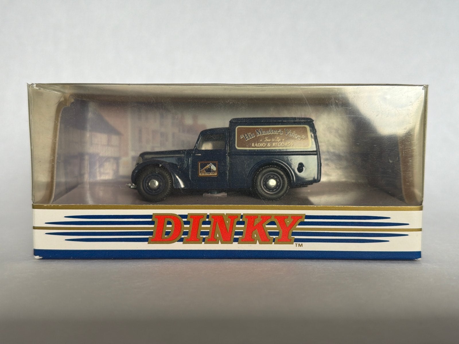 Dinky Toys 1948 Commer 8 CWT Van - His Master's Voice, 1:50 of kleiner, Auto, Zo goed als nieuw, Ophalen