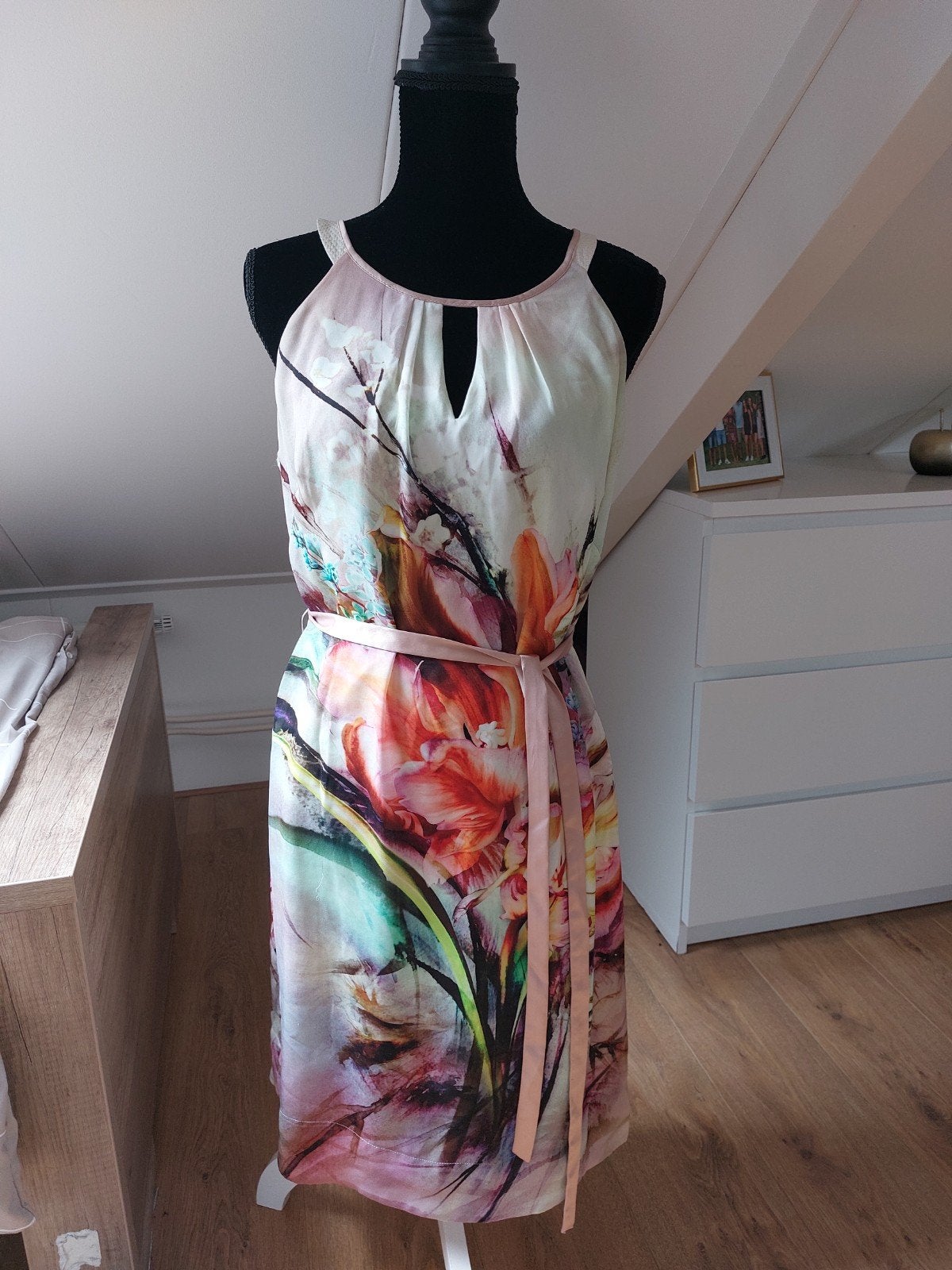 Styles by Steps Jurk Maat 40 Bloemenprint, Maat 38/40 (M), Meerkleurig, Ophalen of Verzenden, Zo goed als nieuw