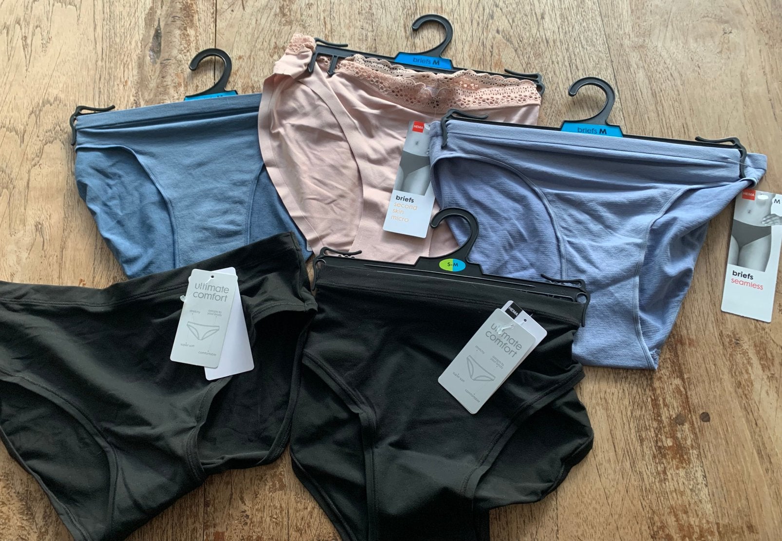 Hema Ultra comfort onderbroeken maat m NAADLOOS, Kleding | Dames, Ophalen of Verzenden, Overige kleuren, Slip