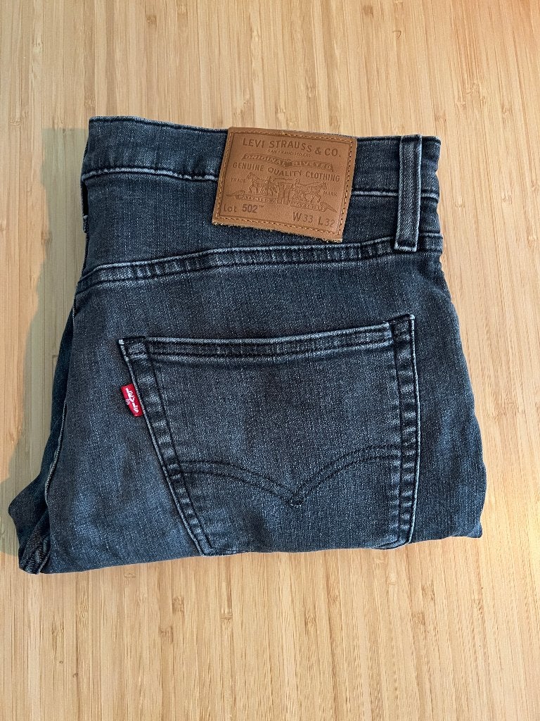 Levi's 502 Regular Taper Jeans - Donkergrijs W33 L32 - ZGAN, Ophalen of Verzenden, Zo goed als nieuw, W33 - W34 (confectie 48/50)