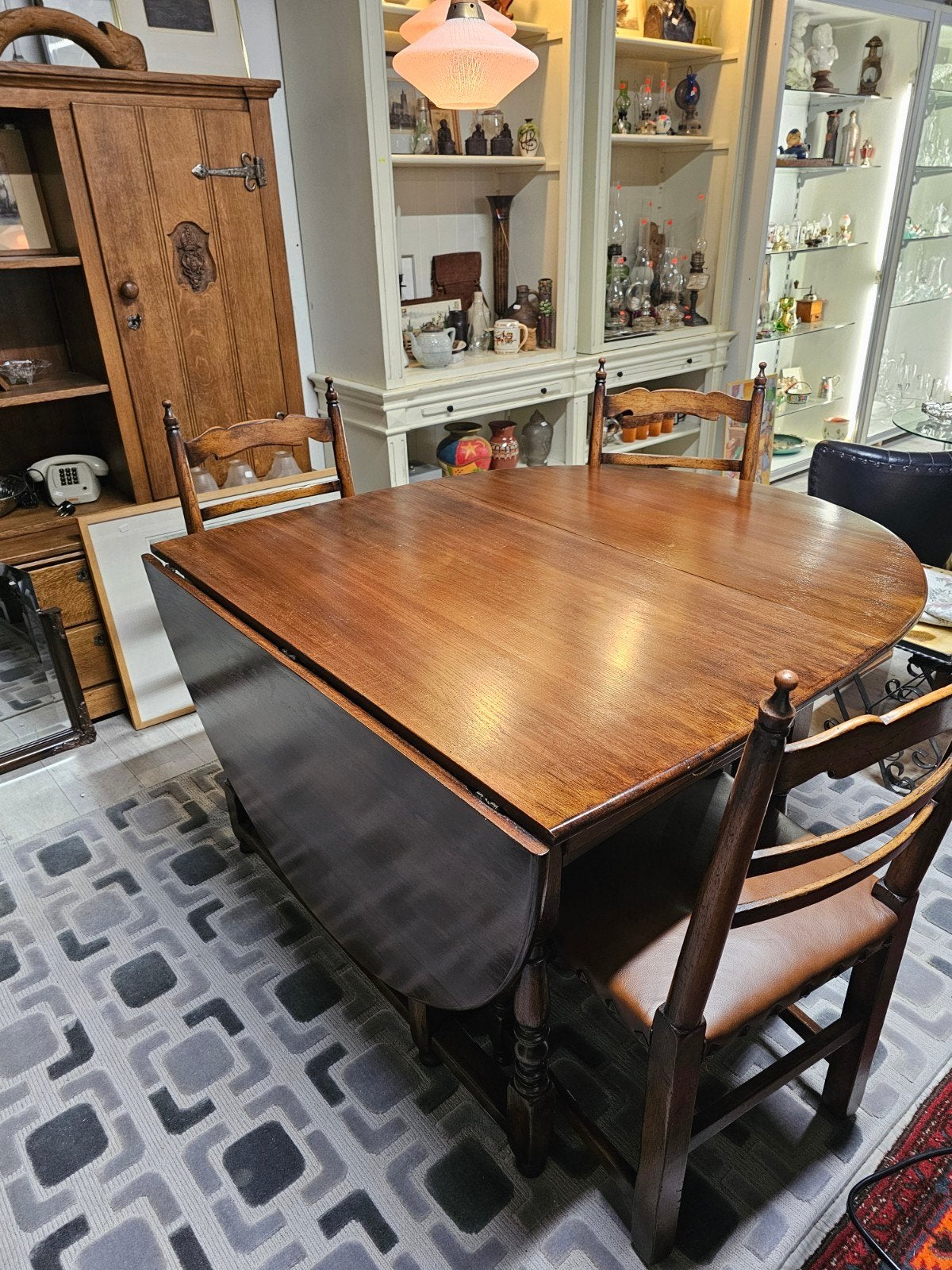 Ovale massief eiken hangootafel - inklapbaar, Antiek en Kunst, Antiek | Meubels | Tafels, Ophalen of Verzenden