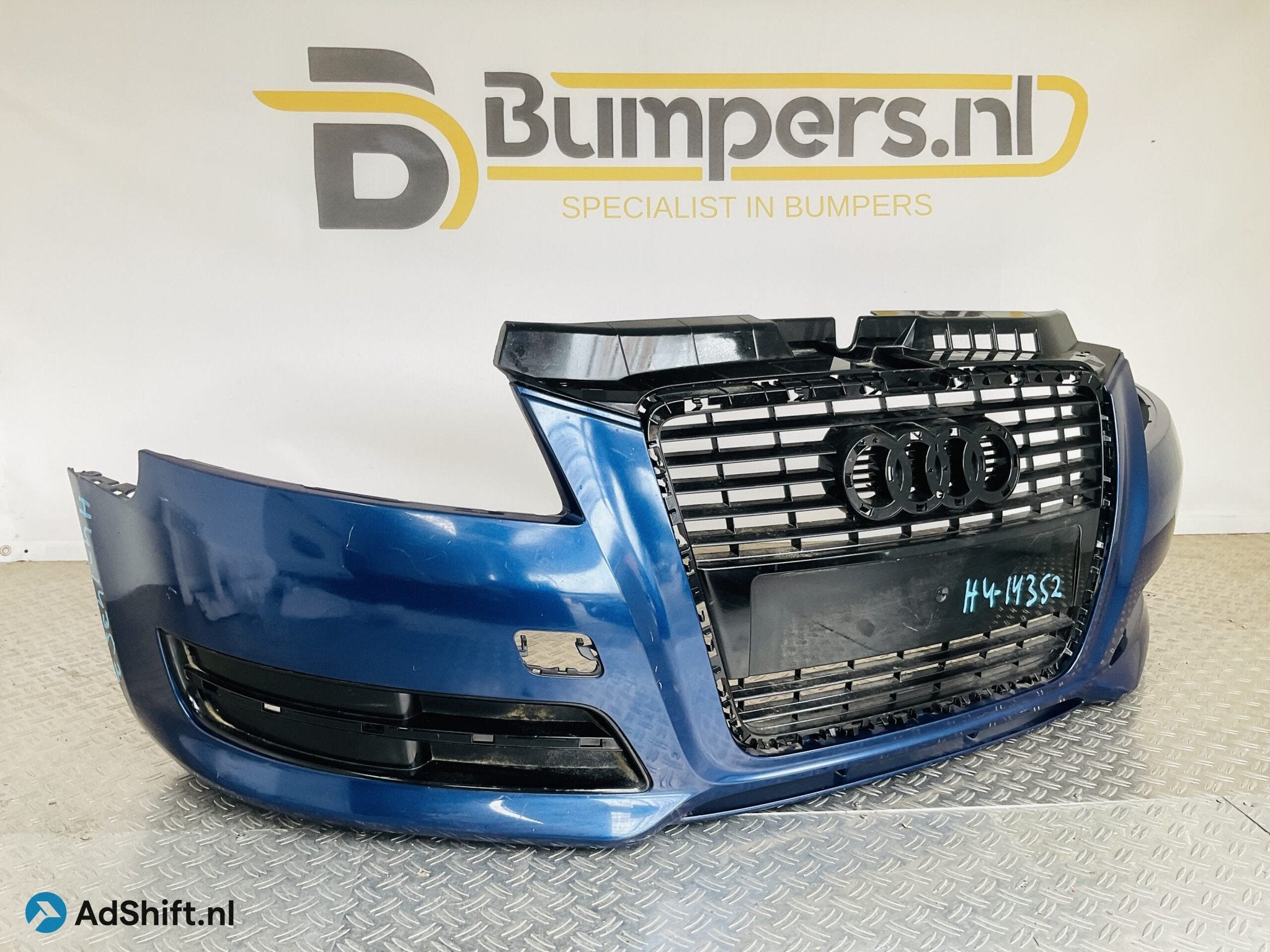 Bumper Audi A3 8P Facelift 2007-2012 8P0807437H Voorbumper 1, Auto-onderdelen, Bumper
