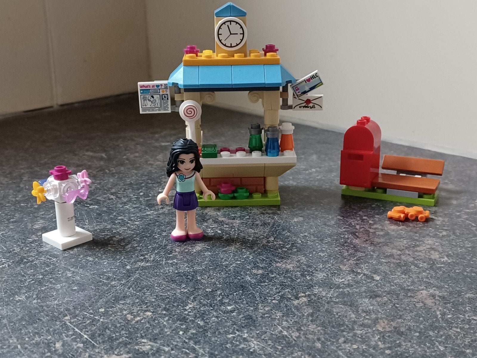 Lego friends 41098 Andrea's toeristenkiosk, Lego, Friends, Ophalen of Verzenden, Zo goed als nieuw
