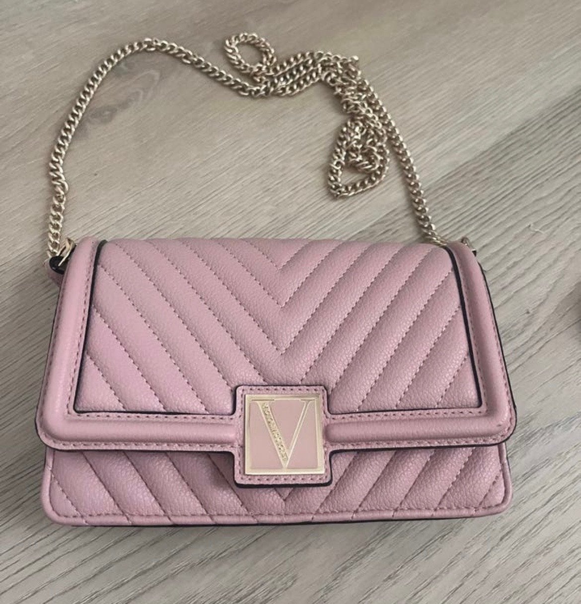 Victoria's Secret kleine lichtroze crossbody tas, Ophalen, Zo goed als nieuw, Roze, Schoudertasje
