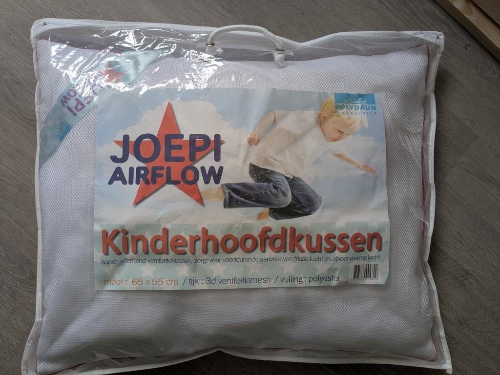 2 kinderhoofdkussens polydaun, Ophalen, Zo goed als nieuw, Wit, Kussen