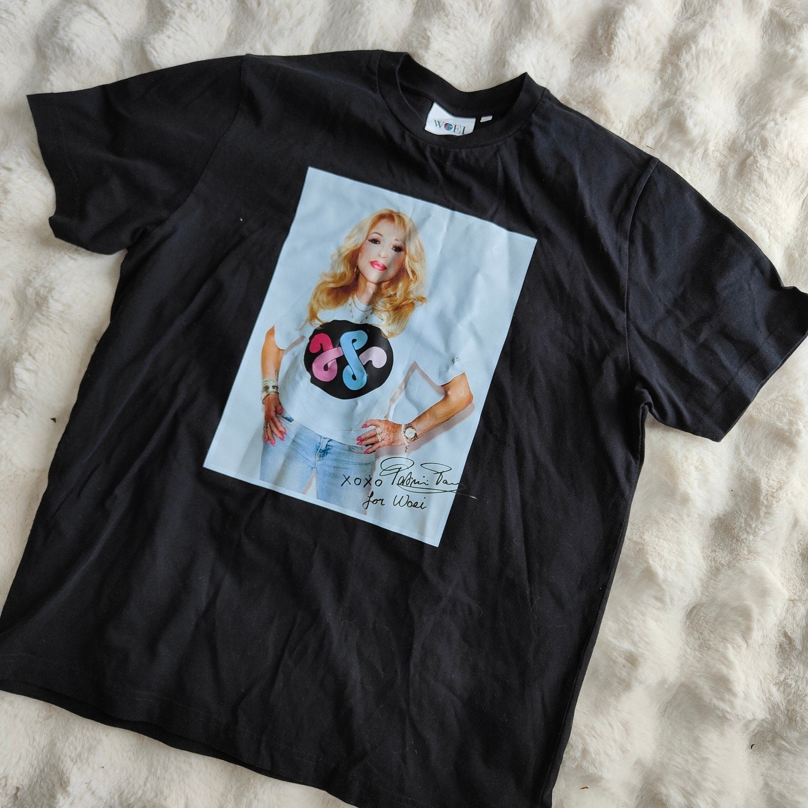 Woei x Patricia Paay Tee Limited edition (M), Ophalen of Verzenden, Nieuw, Zwart
