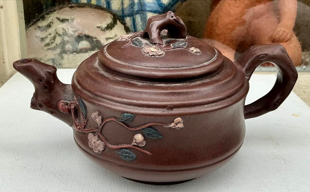 Chinese Yixing Theepot met Bloesemdecoratie. Yu Qin?, Antiek en Kunst, Ophalen of Verzenden