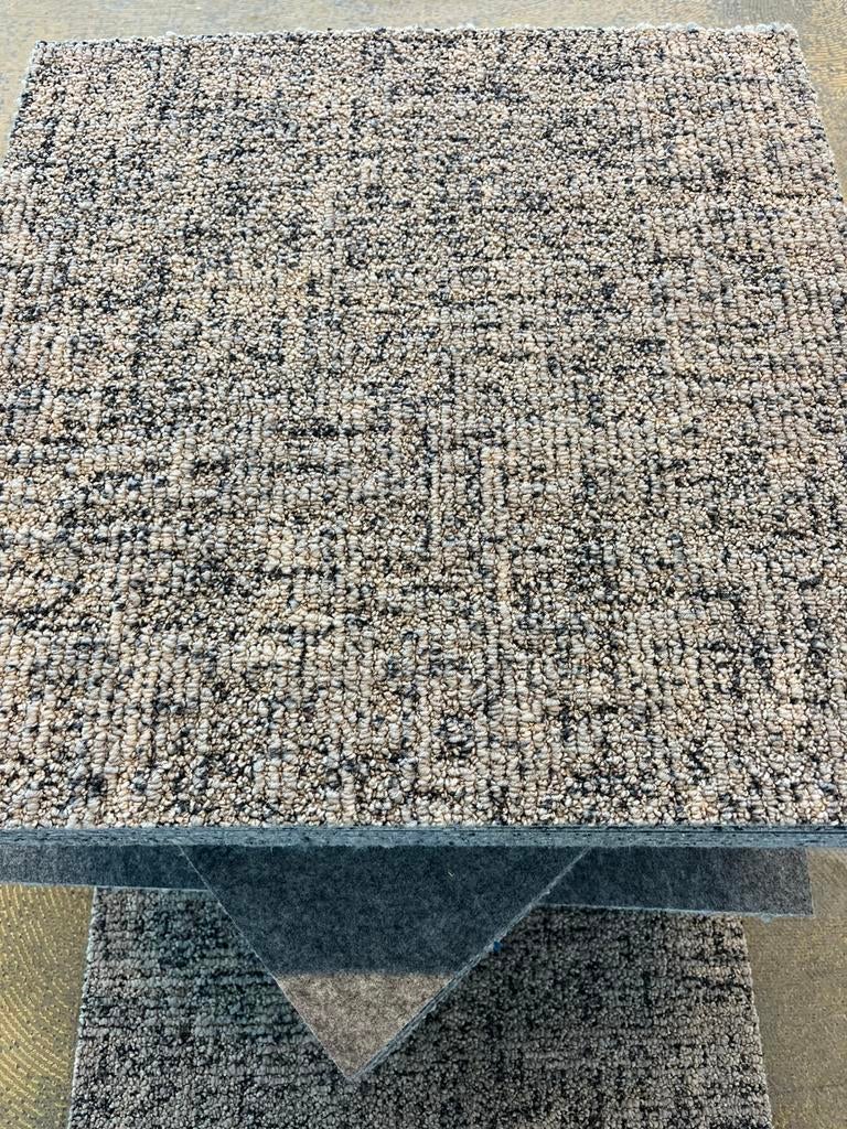 Tapijtegels 50x50 ruim 175m2  beige/grijs patroon gebruikt, Ophalen, Gebruikt, 50 tot 100 cm, Grijs