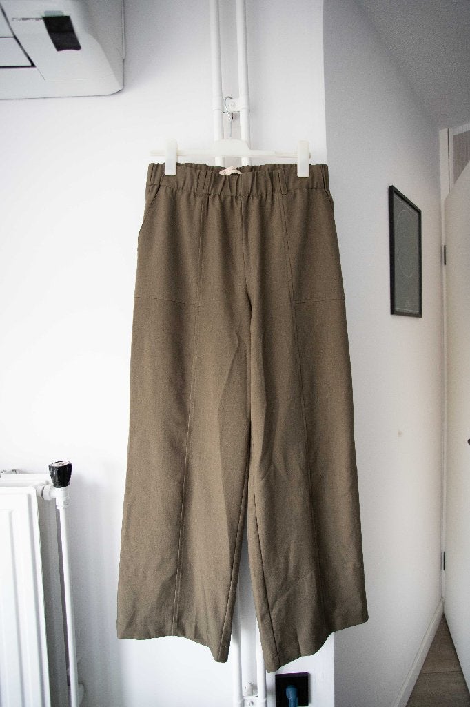 Kaki groene broek Peppercorn maat 42, Maat 42/44 (L), Ophalen of Verzenden, Zo goed als nieuw, Lang
