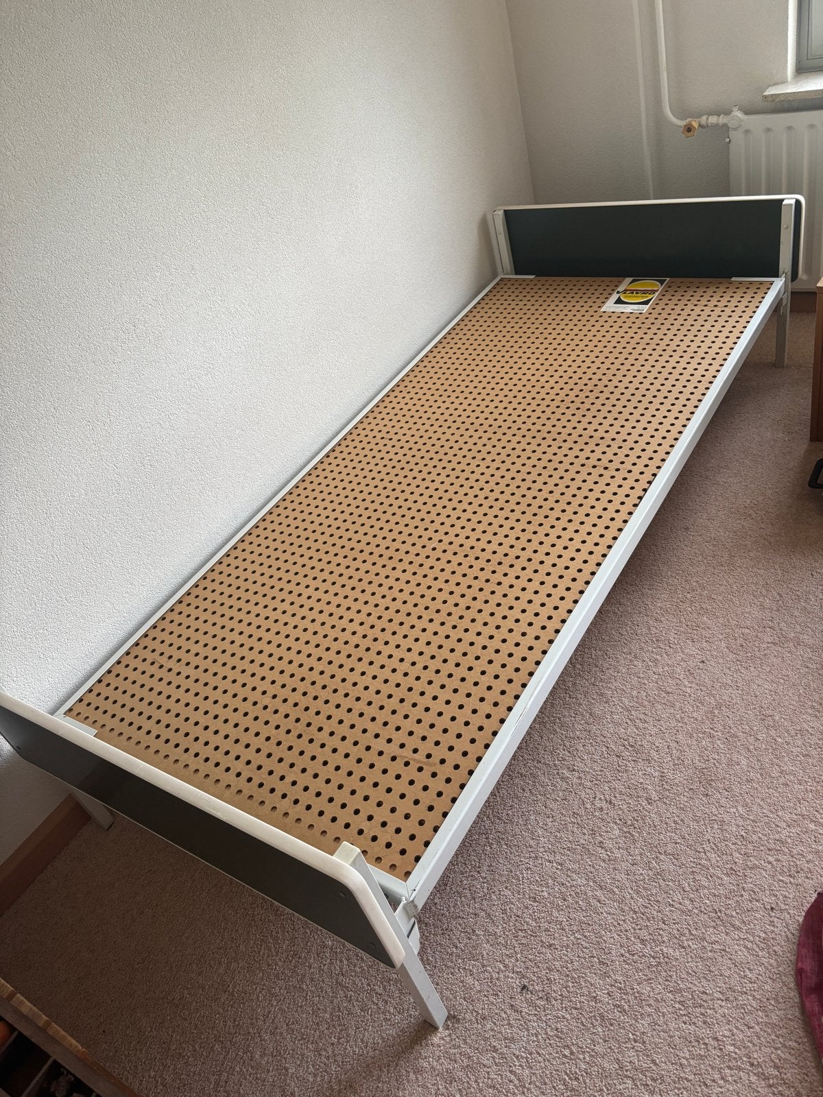 Vintage eenpersoonsbed 90x200cm (2 stuks voor 20€), Ophalen