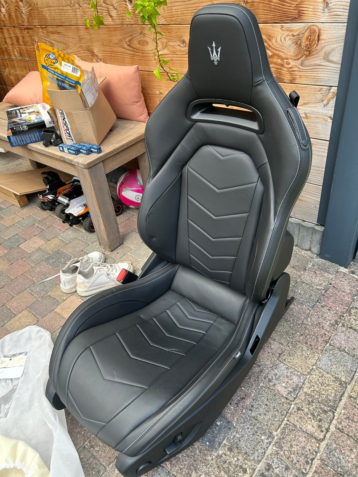 Maserati MC20 bestuurdersstoel, Ophalen, Nieuw, Maserati