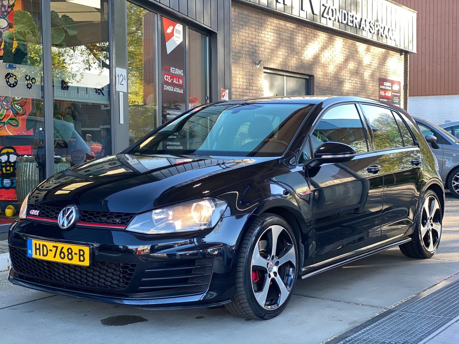 Volkswagen Golf 2.0 TSI 162KW 5D DSG 2015 Zwart, Ophalen