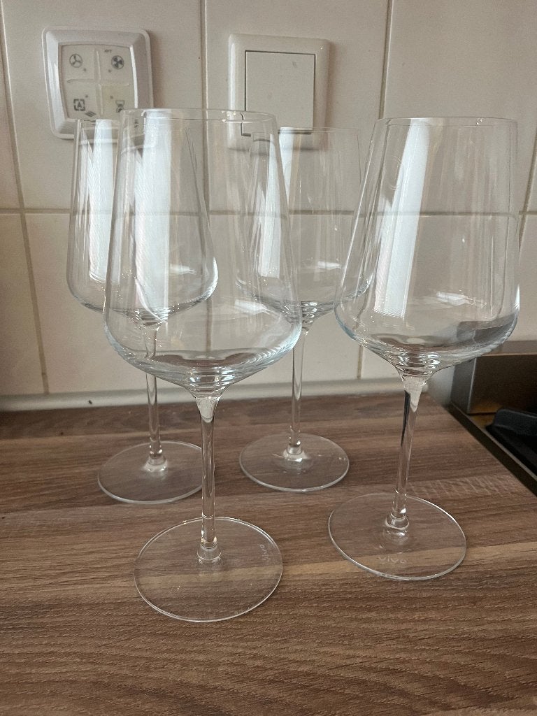 Vivo rode wijnglazen 4x als nieuw, Ophalen of Verzenden, Zo goed als nieuw, Overige typen